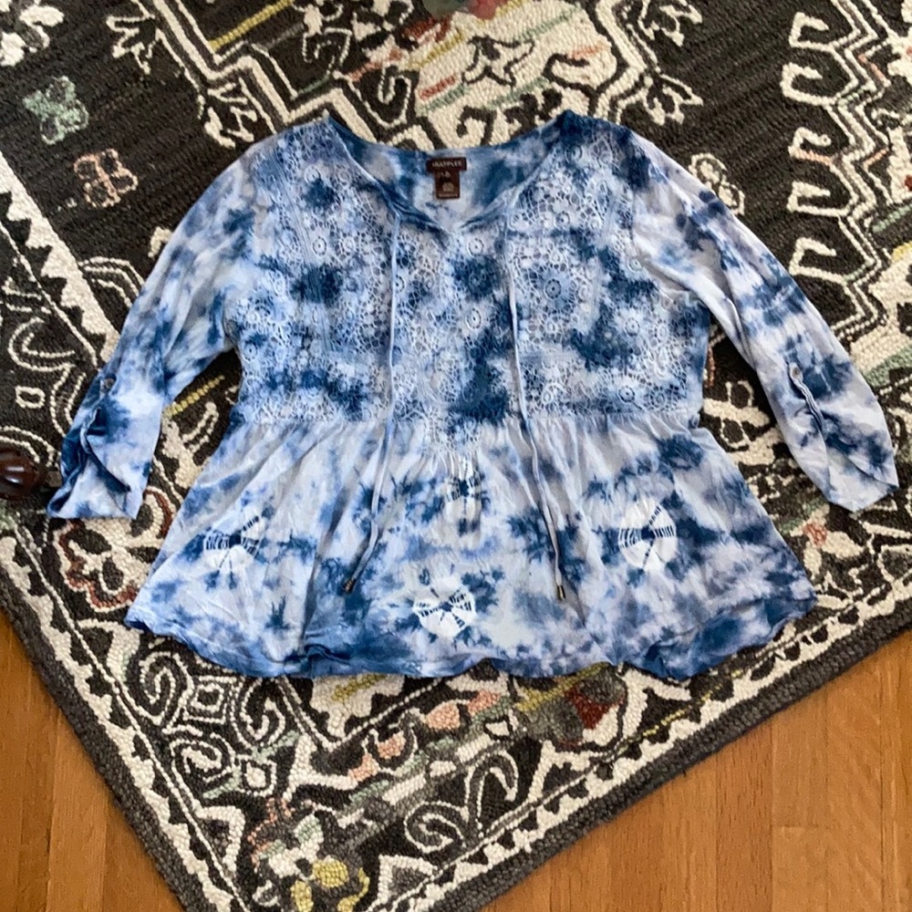 Tie Dye lace top!!